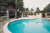 Match Resort - Pools