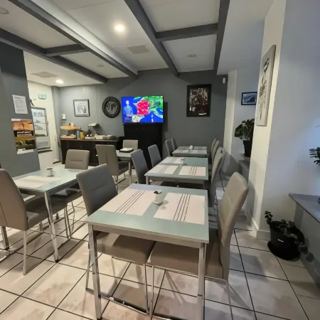 Cit' Hôtel Agena