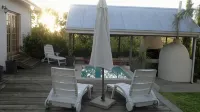 Oasis Shanti Backpackers - สระว่ายน้ำส่วนตัว