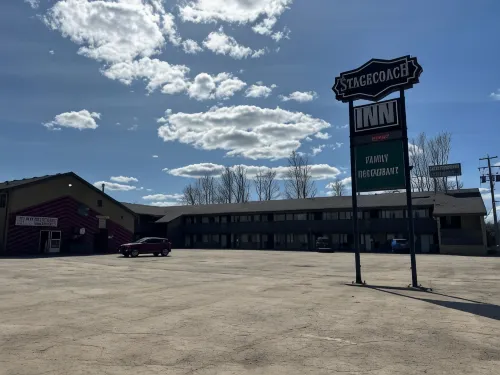 Travelodge by Wyndam Chetwynd Hotels in Chetwynd