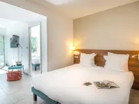 Sowell Hotels la Plage Hotels in Saint-Raphaël
