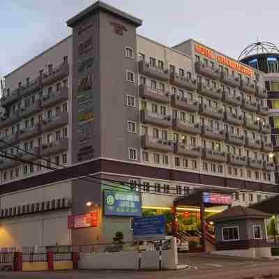 Grand Court Hotel Hotel Exterior