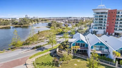 Nautica Residences Mandurah Hotels near Pantryman