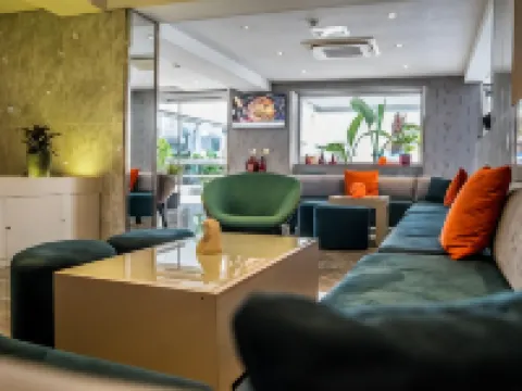 Pebbles Resort Hotels in Bugibba