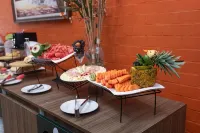 Hotel Regency Boutique la Feria - พร้อมอาหารเช้า
