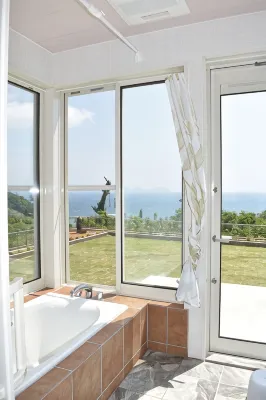 Sol e Mar Hotels near The Place You Can See Two Different Oceans