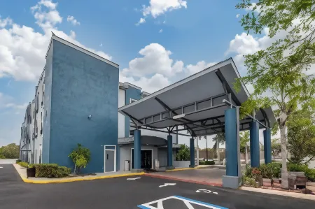 Best Western Plus Bradenton Gateway Hotel