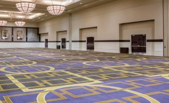 Sheraton Overland Park Hotel at the Convention Center