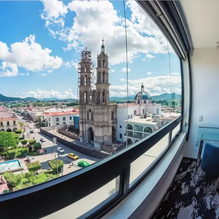 Hotel Fray Junipero Serra