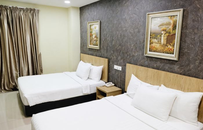 Era Plus Hotel