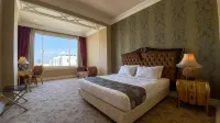 Grand Empire Palace Hotel