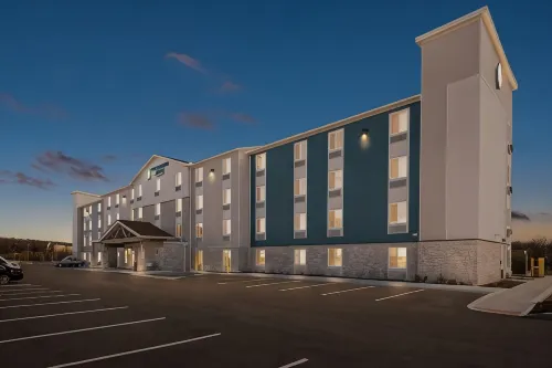 WoodSpring Suites Newington - Hartford South Hotels in New Britain