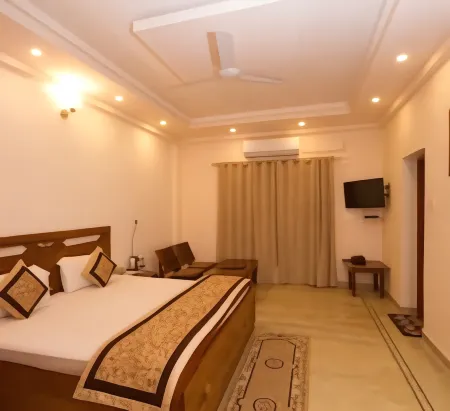 Hotel Dharamshala Paradise