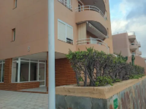 Holidays Radazul Sea View & Wiffi