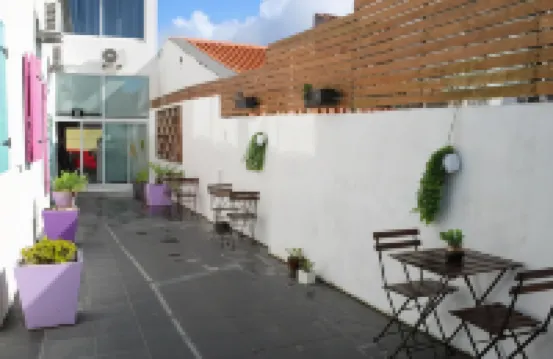 Vintage Place - Azorean Guest House