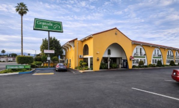 Granada Inn