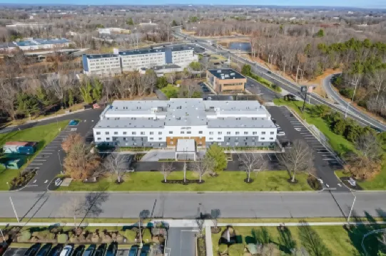 Latitude Suites Tinton Falls, Part of Unscripted by Hyatt Hotel di 