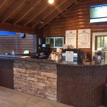 Alpine Lodge