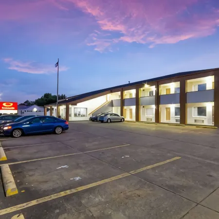 Econo Lodge Little Creek