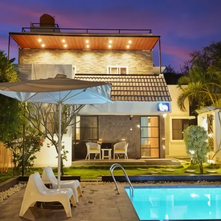 Paradise Pool by Stayjadepoolgarden30Min E-City