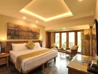 Puri Raja Hotel Hotels near Double Six