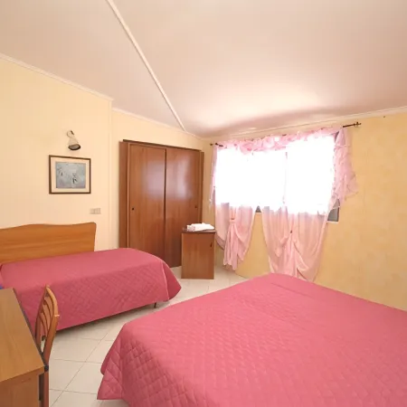 Hotel Baia Del Sorriso