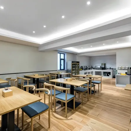 GreenTree Inn Zhixuan Hotel (Datong Ancient City High-speed Railway South Station Yingbin Bridge)