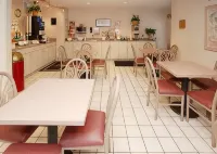 Wingate by Wyndham Bel Air I-95 Exit 77A / Apg Area - petit déjeuner