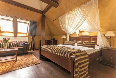 Hotel Octarna - Free on-Site Parking  호텔