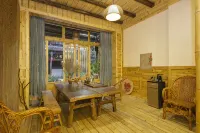 Qingcheng Old Courtyard Homestay (Jiezi Ancient Town) - Inns