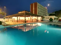 Hotel Adria - Kolam Renang