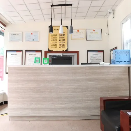 Yanchuan Zilaishun Hotel