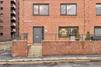 Host & Stay | Chic Townhouse by the Docks - maisons de vacances