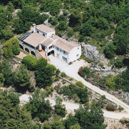 4-bedroom villa for 8 people