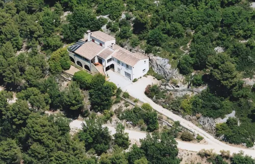 4-bedroom villa for 8 people