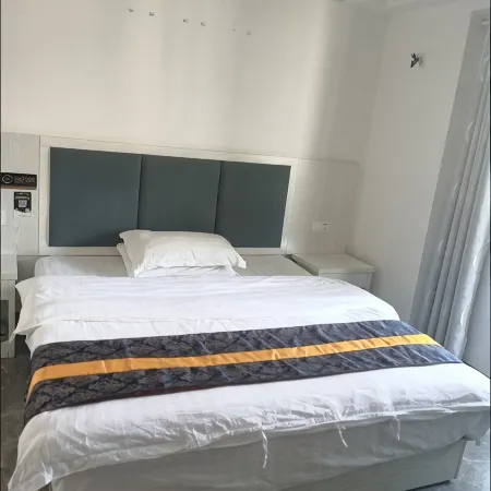 Anqing Dongsheng Hotel