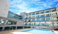 The Four Grace Resort - Beach