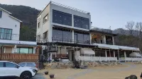 Okcheon Munmun Lounge Pension - 2-Star