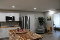 Luxury 2-bedroom apartment in excellent Manlius with WiFi, AC - Apartments