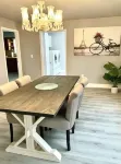 Modern Farmhouse Near Windrock