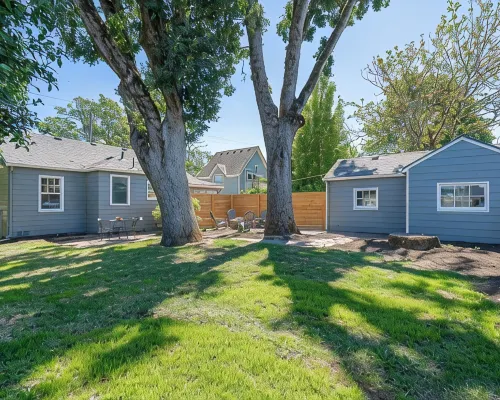 Minutes from oregon wine country and walking distance from George Fox University Hotels in Newberg