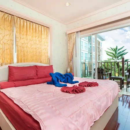 Urban Haven Private Pool Villa Phuket
