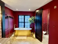 Boutique Studio Gold Bath In The Jewellery Quarter BHM Hotels near Shakespeare Express