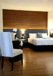 โรงแรม Lorenzzo Suites