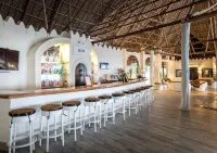 Kiwengwa Beach Resort - bar
