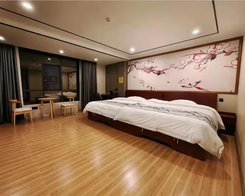 Gudongju Leisure Homestay Hotels in Lianping