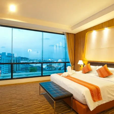 VC Hotel Отели рядом с достопримечательностью «Суни Плаза»