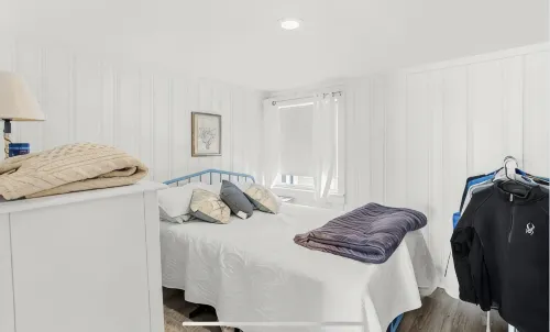 On the Beach-Dog Friendly 2BR Condo walk to the waves. - Bungalows