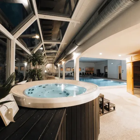 Hôtel Causse Comtal Rodez, the Originals Relais