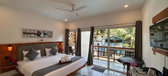 White Turtle Resort Hotels in Morjim
